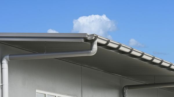 Eavestrough Service in Sun City